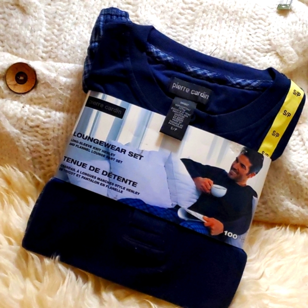 🎁NWT Mens Loungewear      Man not included**